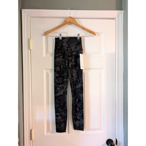 Lululemon Wunder Train 25" Leggings Size 0 HLBM Black/Gray Camo NWT